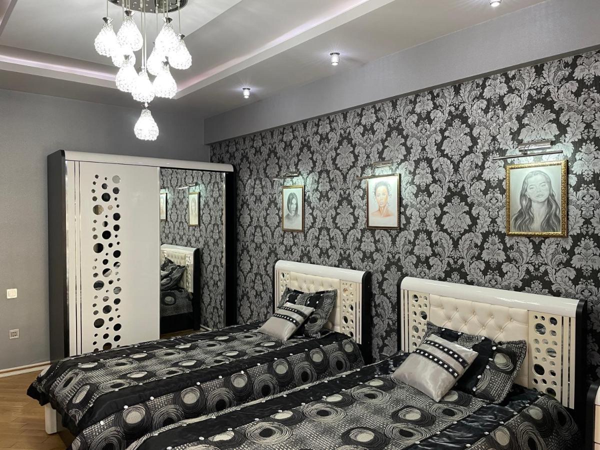 Park Azure Louvre Apartment Баку Екстериор снимка
