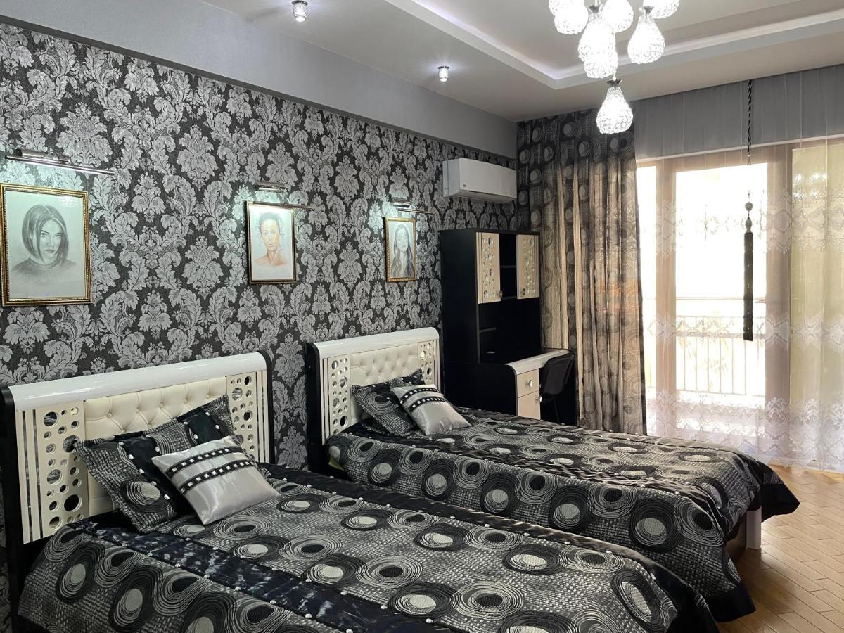 Park Azure Louvre Apartment Баку Екстериор снимка