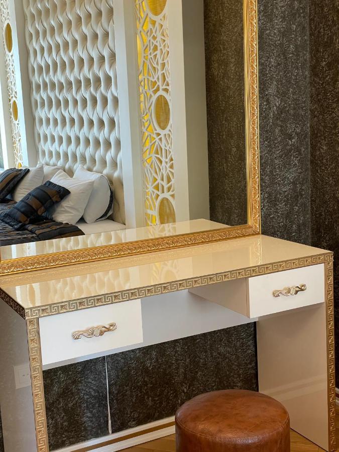 Park Azure Louvre Apartment Баку Екстериор снимка