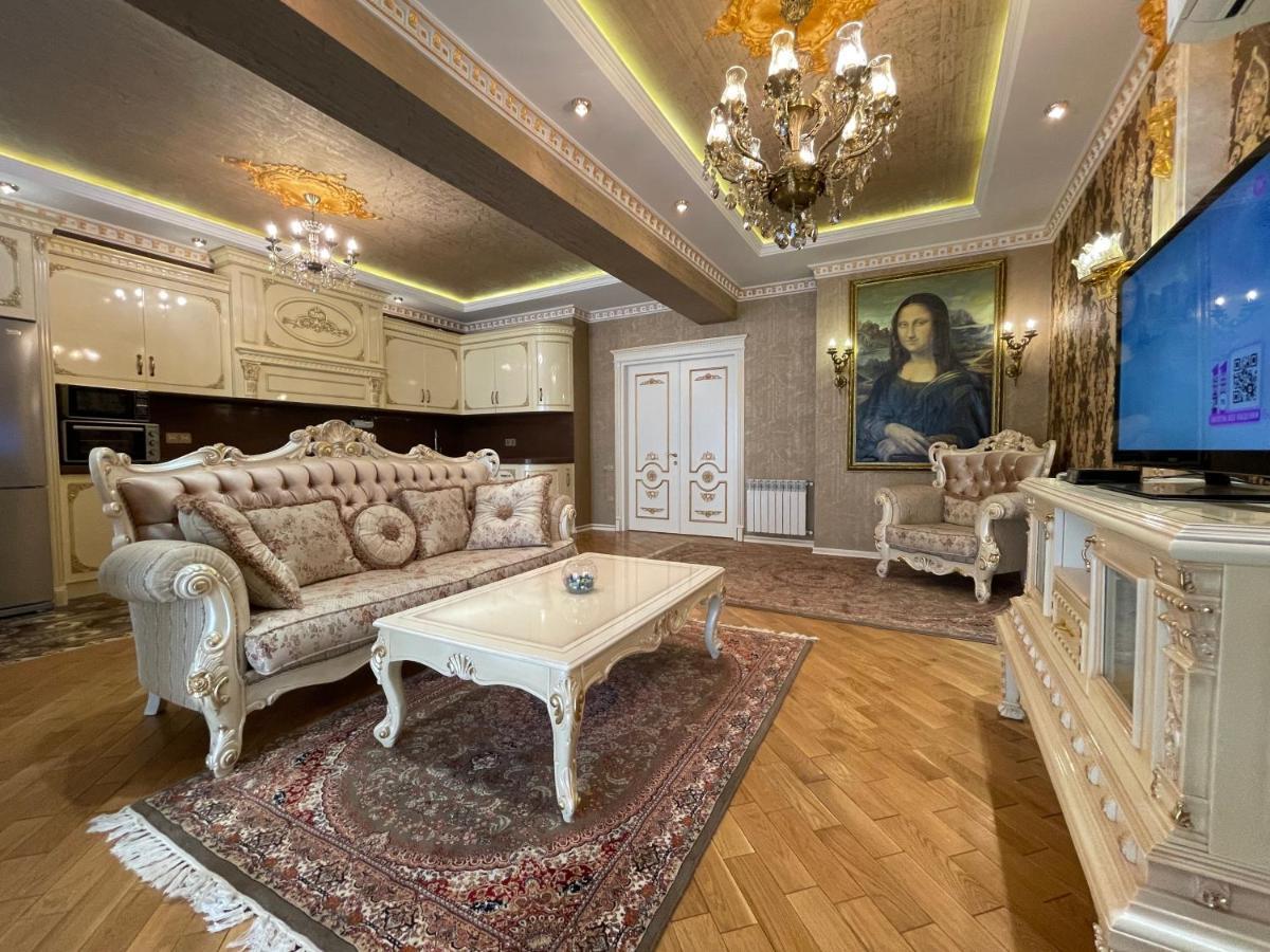 Park Azure Louvre Apartment Баку Екстериор снимка