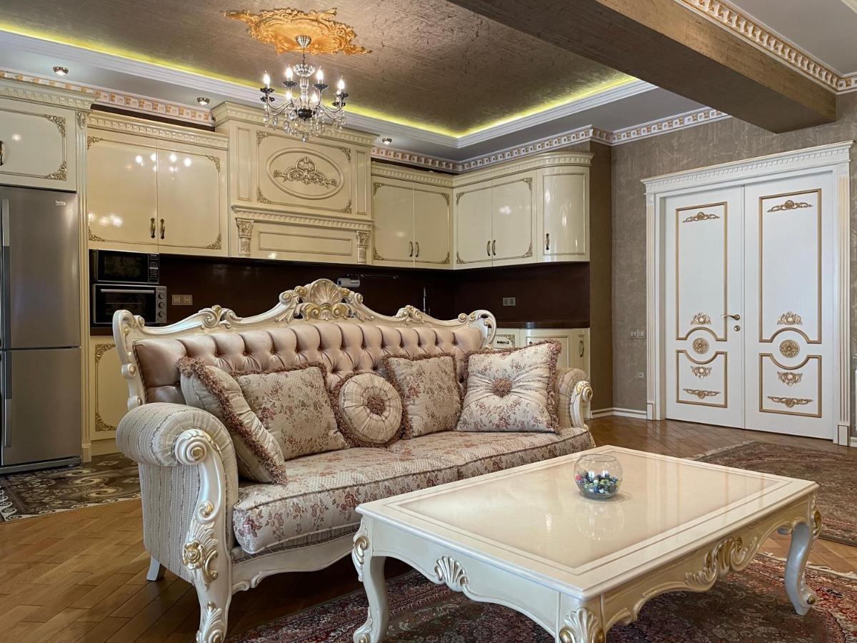 Park Azure Louvre Apartment Баку Екстериор снимка